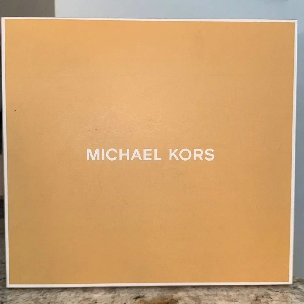 Michael Kors 2-Piece Metallic Clutch & Card Holder Oxblood Rouge Sombre